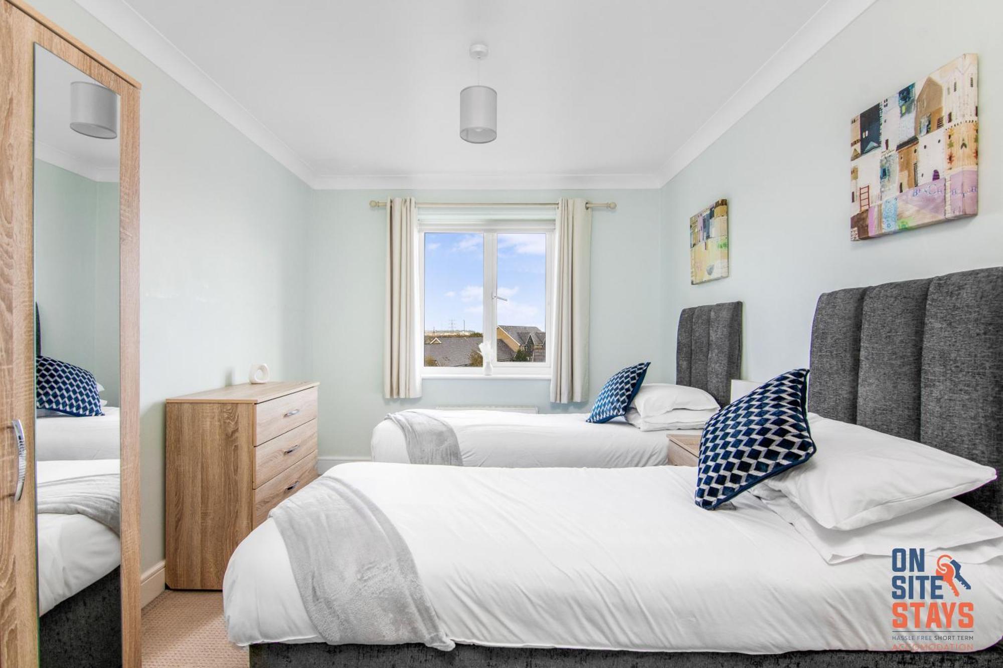Onsitestays - Cosy 2-Bedroom Apartment With Free Parking, Wi-Fi & London Links Northfleet Eksteriør billede