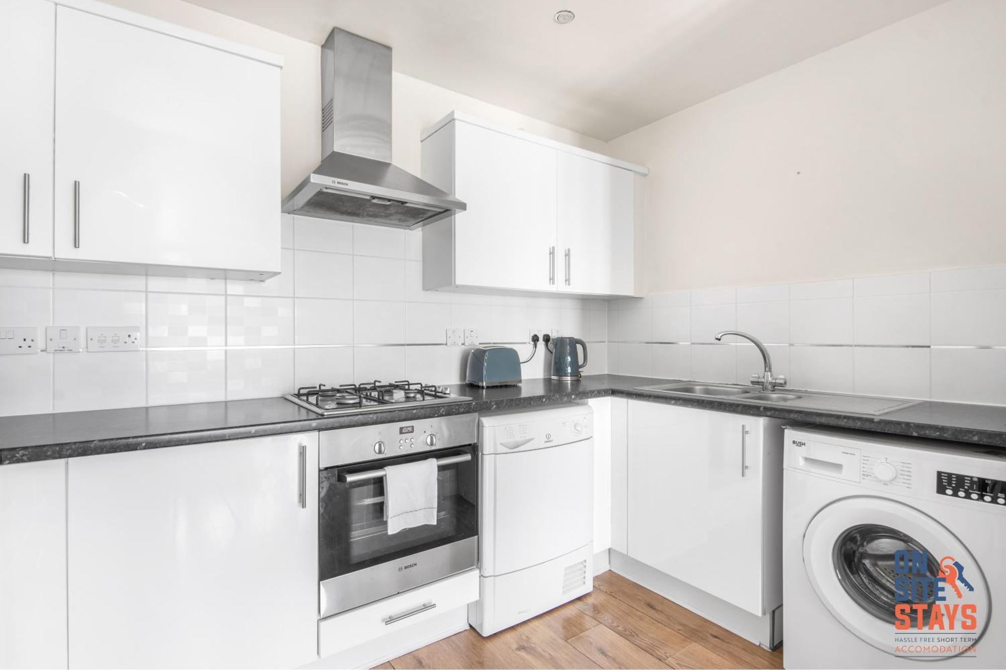 Onsitestays - Cosy 2-Bedroom Apartment With Free Parking, Wi-Fi & London Links Northfleet Eksteriør billede
